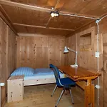 Haus Holzwurm * Raggal