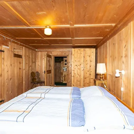 Haus Holzwurm Raggal