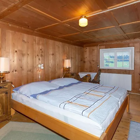 Haus Holzwurm Apartament