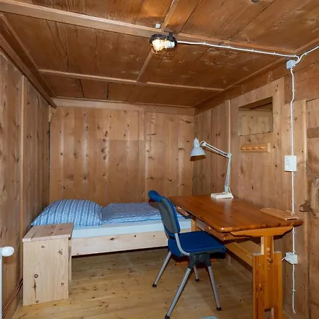 Haus Holzwurm * Raggal